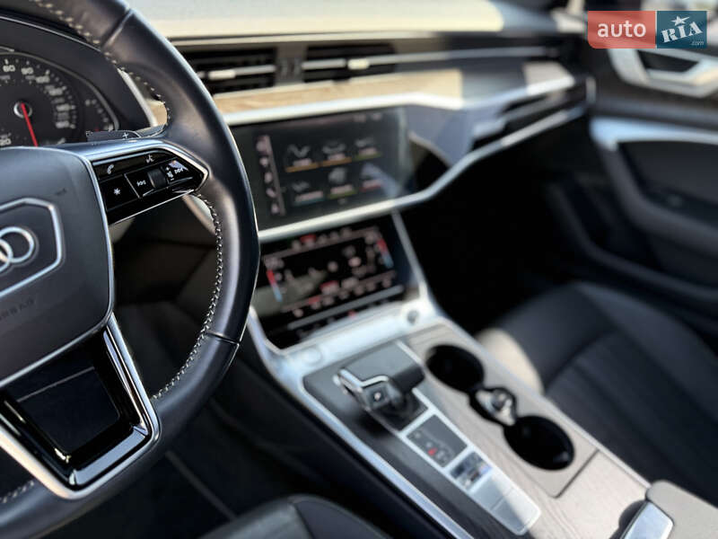 Седан Audi A6 2019 в Львові