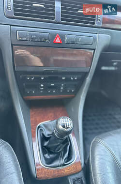 Универсал Audi A6 2003 в 