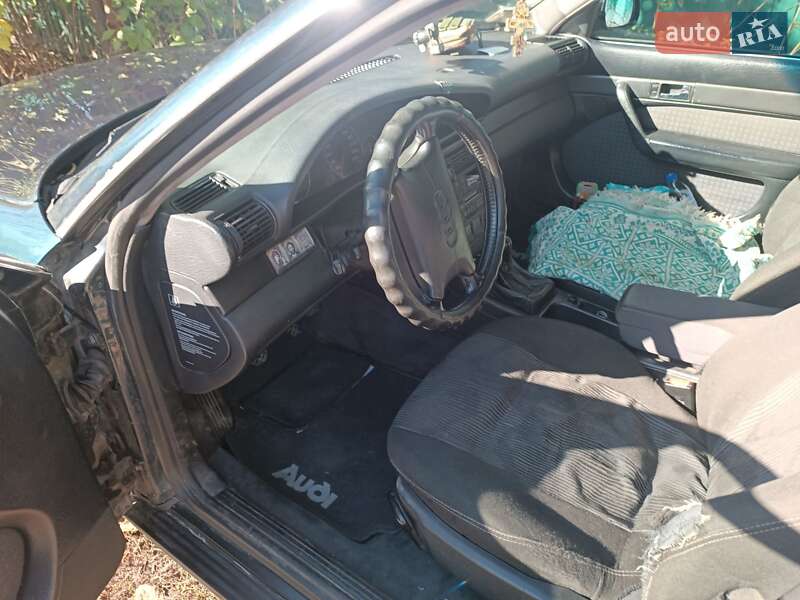 Седан Audi A6 1995 в Конотопе