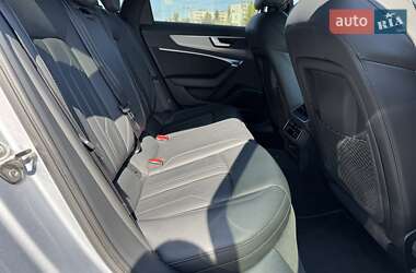Универсал Audi A6 2018 в 