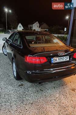 Седан Audi A6 2009 в Вараше