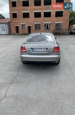 Седан Audi A6 2004 в 