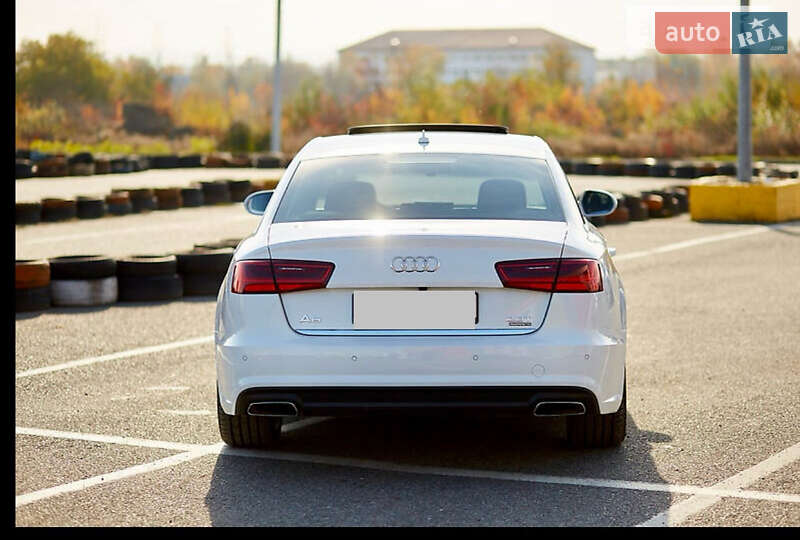 Седан Audi A6 2016 в Черновцах