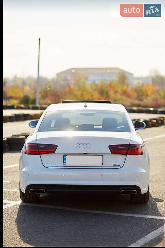 Седан Audi A6 2016 в Черновцах