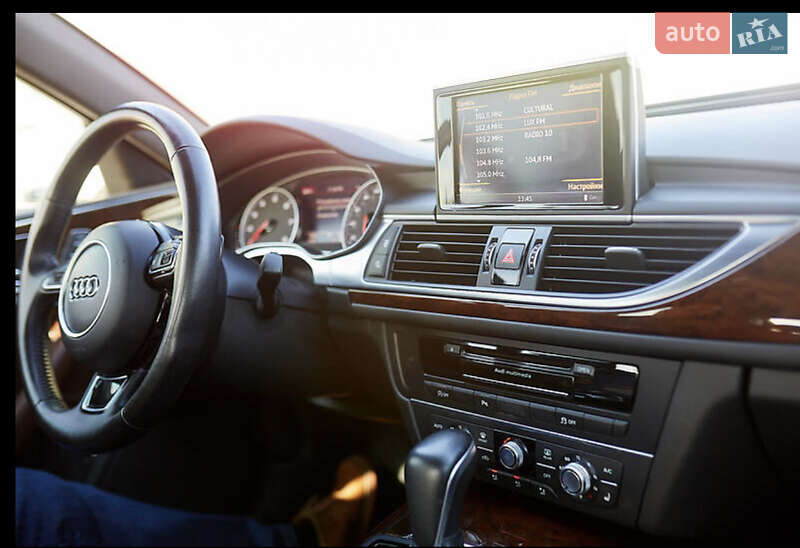 Седан Audi A6 2016 в Черновцах