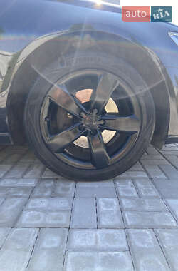 Седан Audi A6 2014 в 