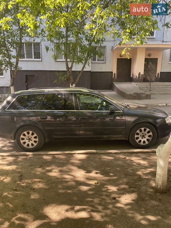 Універсал Audi A6 2002 в Южноукраїнську