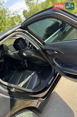 Седан Audi A6 2014 в 