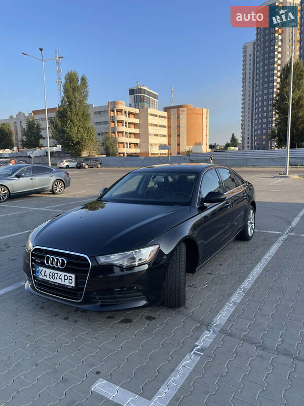 Седан Audi A6 2012 в 