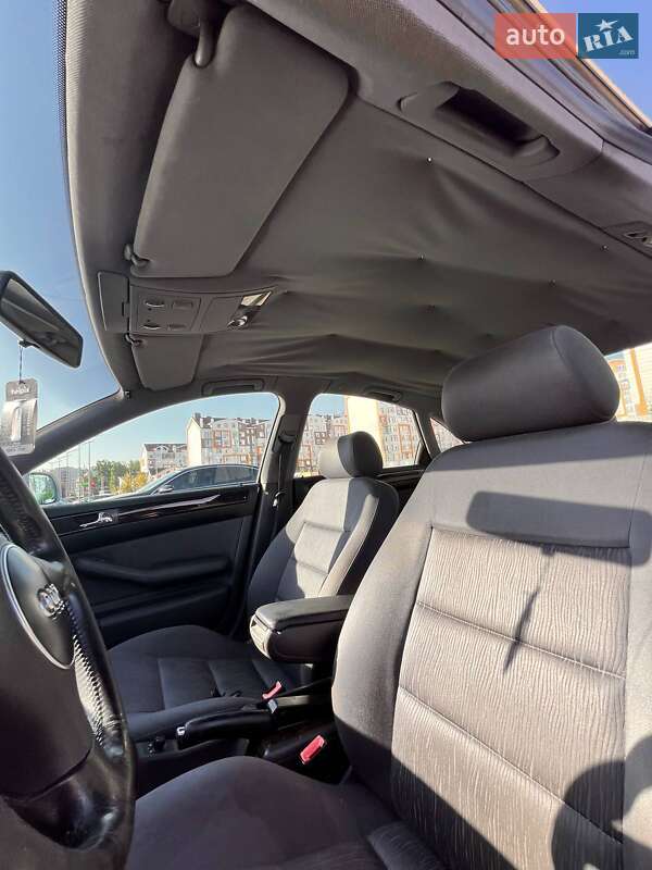 Седан Audi A6 1999 в Крюковщине