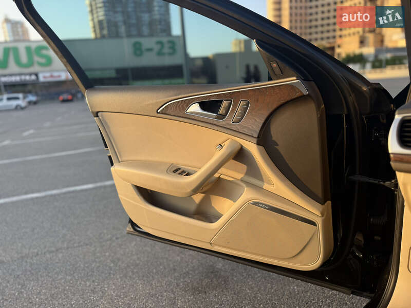 Седан Audi A6 2015 в Киеве