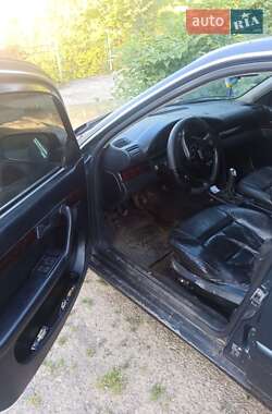 Седан Audi A6 1995 в Рожнятові