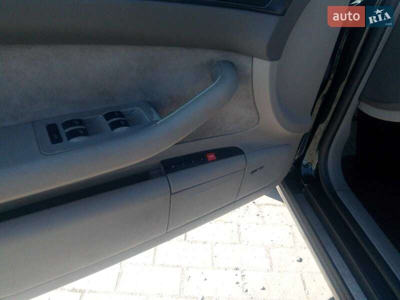 Универсал Audi A6 2001 в Решетиловке