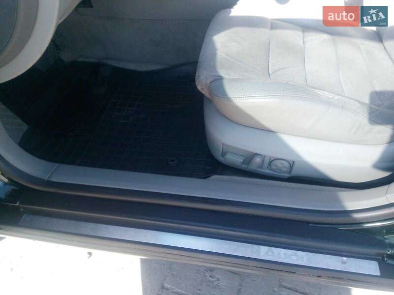 Универсал Audi A6 2001 в Решетиловке