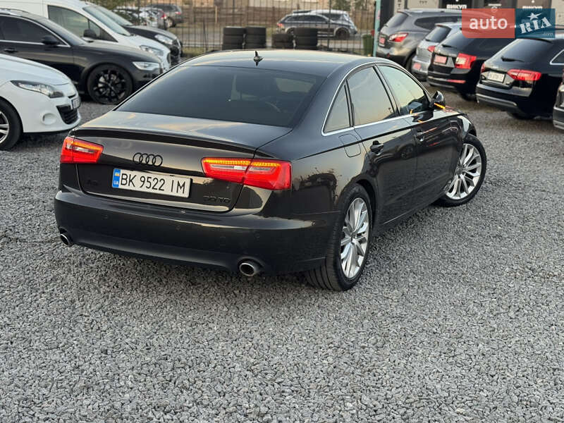Седан Audi A6 2011 в Сарнах