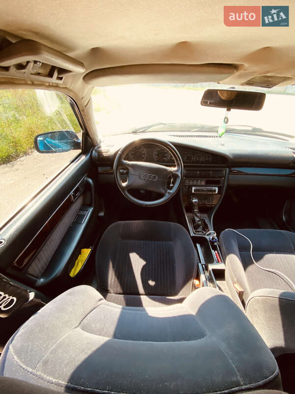 Седан Audi A6 1996 в Самборе фото 10 Седан Audi A6 1996 в Самборе