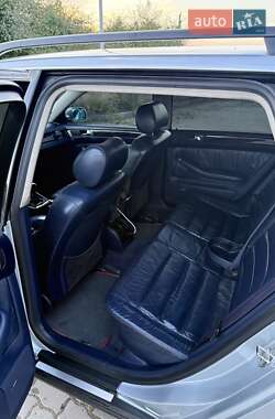 Универсал Audi A6 1998 в 