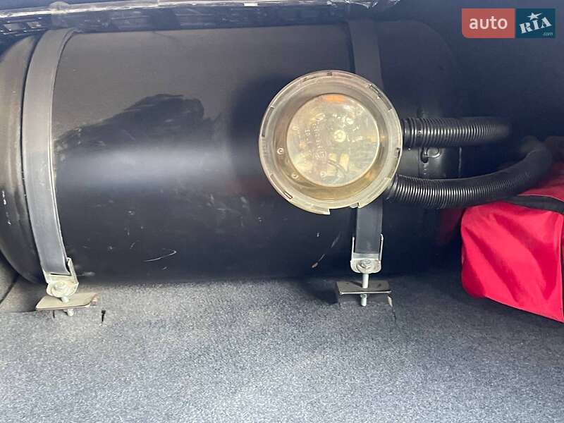 Седан Audi A6 1998 в Луцьку