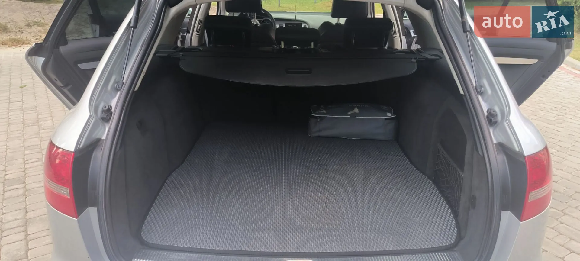 2010 Audi A6 - мініатюра 31