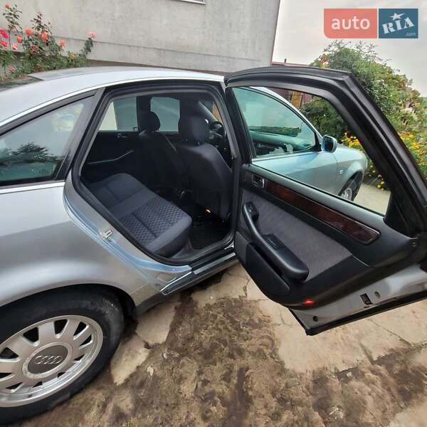 Седан Audi A6 1997 в Нетешине