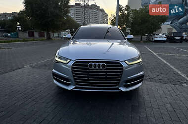 Седан Audi A6 2015 в 