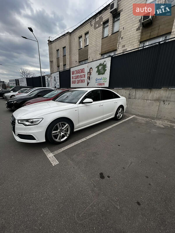 Седан Audi A6 2011 в Киеве