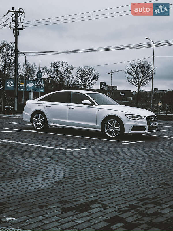 Седан Audi A6 2011 в Киеве
