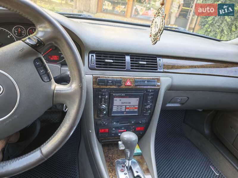 Седан Audi A6 2002 в Одессе