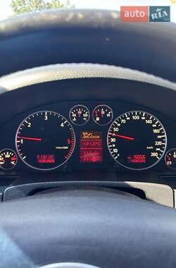 Універсал Audi A6 2004 в 