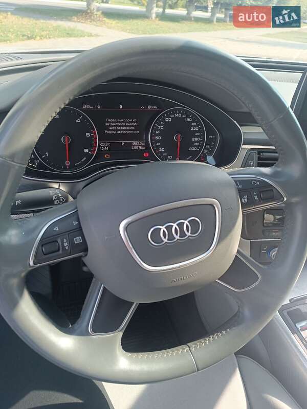 Универсал Audi A6 2013 в Староконстантинове