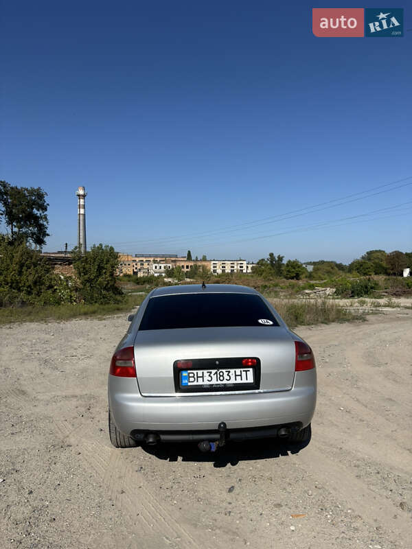 Седан Audi A6 2004 в Смілі