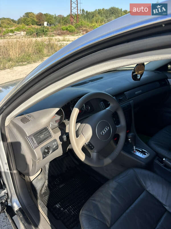 Седан Audi A6 2004 в Смілі