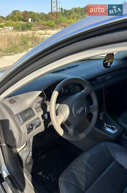 Седан Audi A6 2004 в 