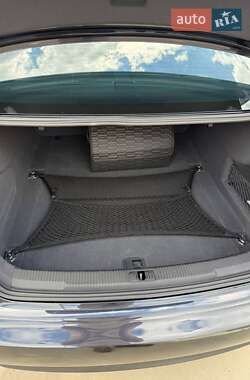 Седан Audi A6 2014 в 