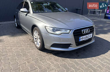 Седан Audi A6 2012 в 