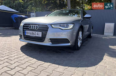 Седан Audi A6 2012 в 