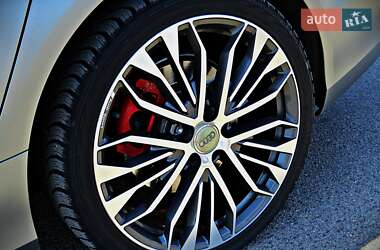 Седан Audi A6 2012 в 