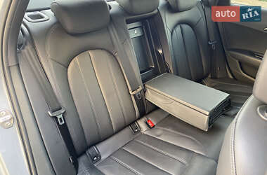 Седан Audi A6 2018 в 