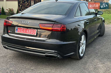Седан Audi A6 2015 в 