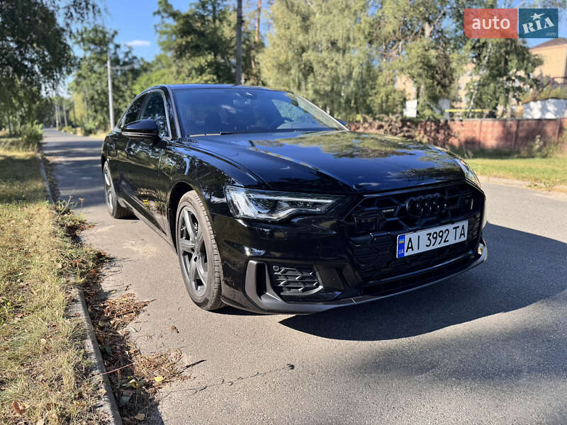 Седан Audi A6 2023 в Києві