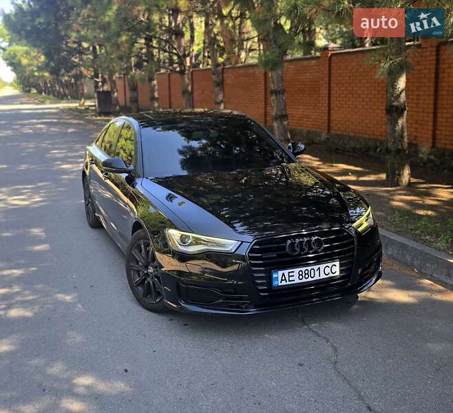 Седан Audi A6 2015 в Днепре