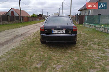 Седан Audi A6 2004 в 