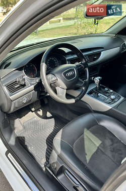 Седан Audi A6 2012 в 