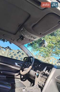 Седан Audi A6 2004 в 