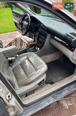 Седан Audi A6 1995 в 