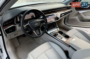 Седан Audi A6 2018 в 