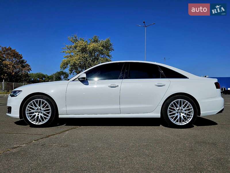 Седан Audi A6 2015 в Днепре