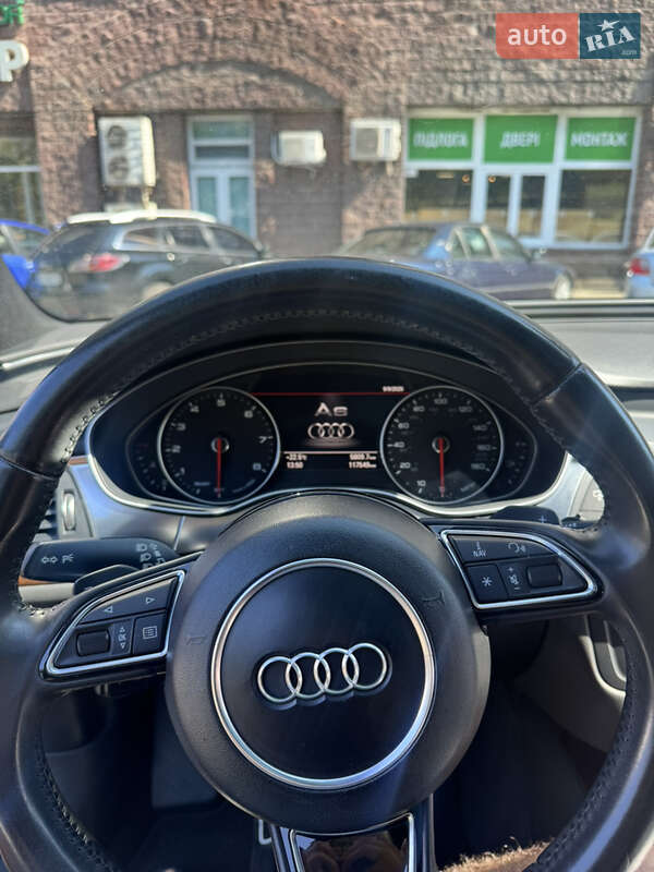 Седан Audi A6 2015 в Киеве