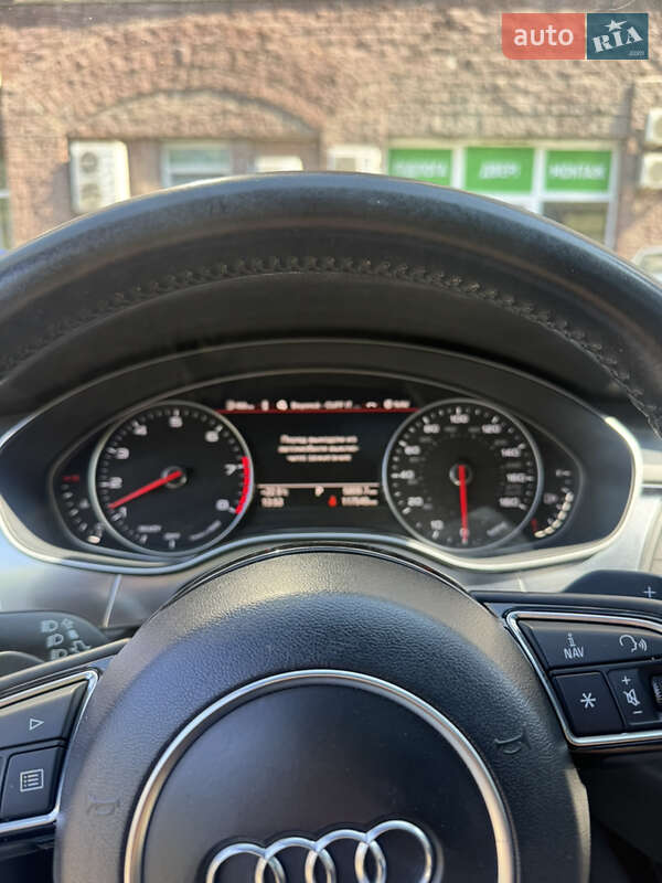 Седан Audi A6 2015 в Киеве