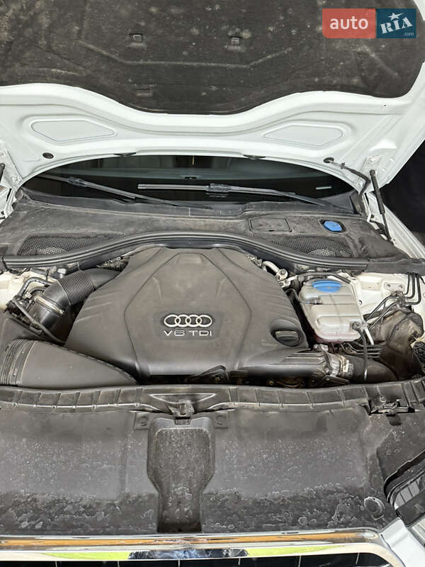 Седан Audi A6 2014 в Гусятине